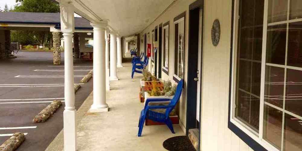 Ocean Breeze Motel Florence Exterior photo